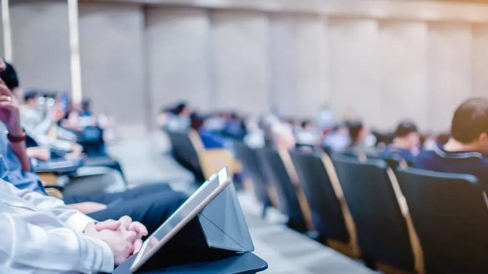 【新創園地專欄-陳全正】投資人要的「董事會觀察席」（Board Observer）是什麼？淺談其法律爭議及契約條款設計