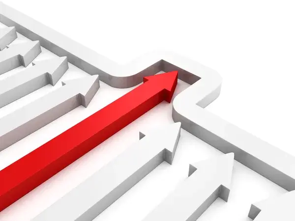 海外上市與投資併購看似是通往成長的快速通道，但若缺乏實質營收支撐，往往只是在複雜的市場環境中原地打轉。photos by istock